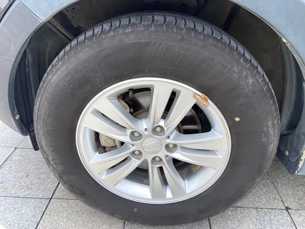 KIA SPORTAGE 2012