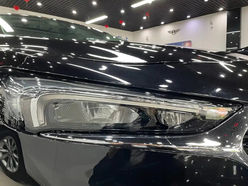 BUICK LACROSSE 2020
