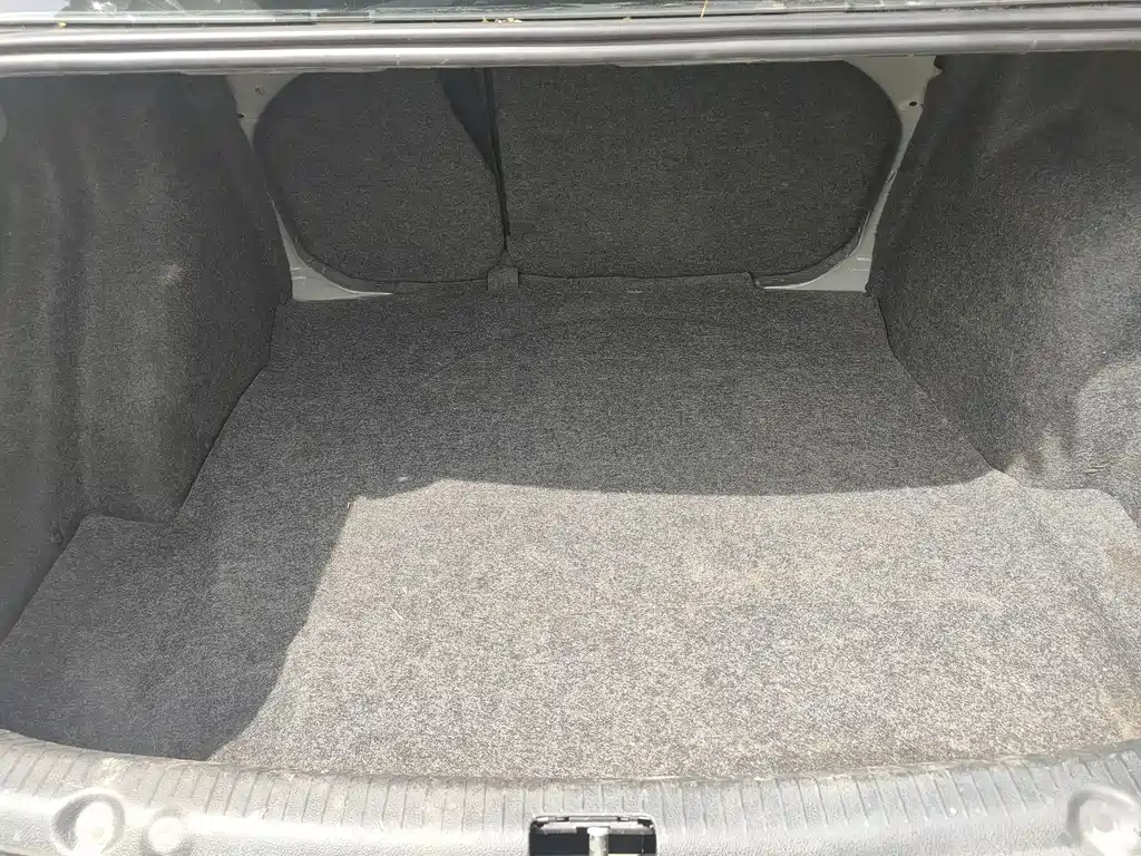 VOLKSWAGEN LAVIDA 2013