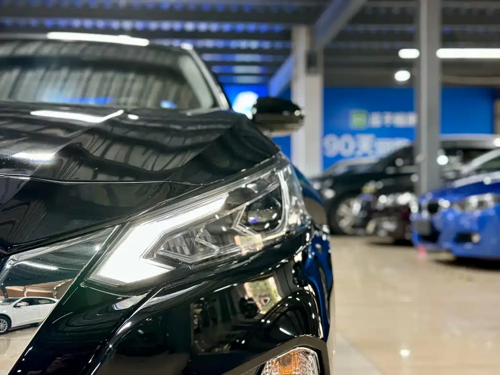 NISSAN TEANA 2021