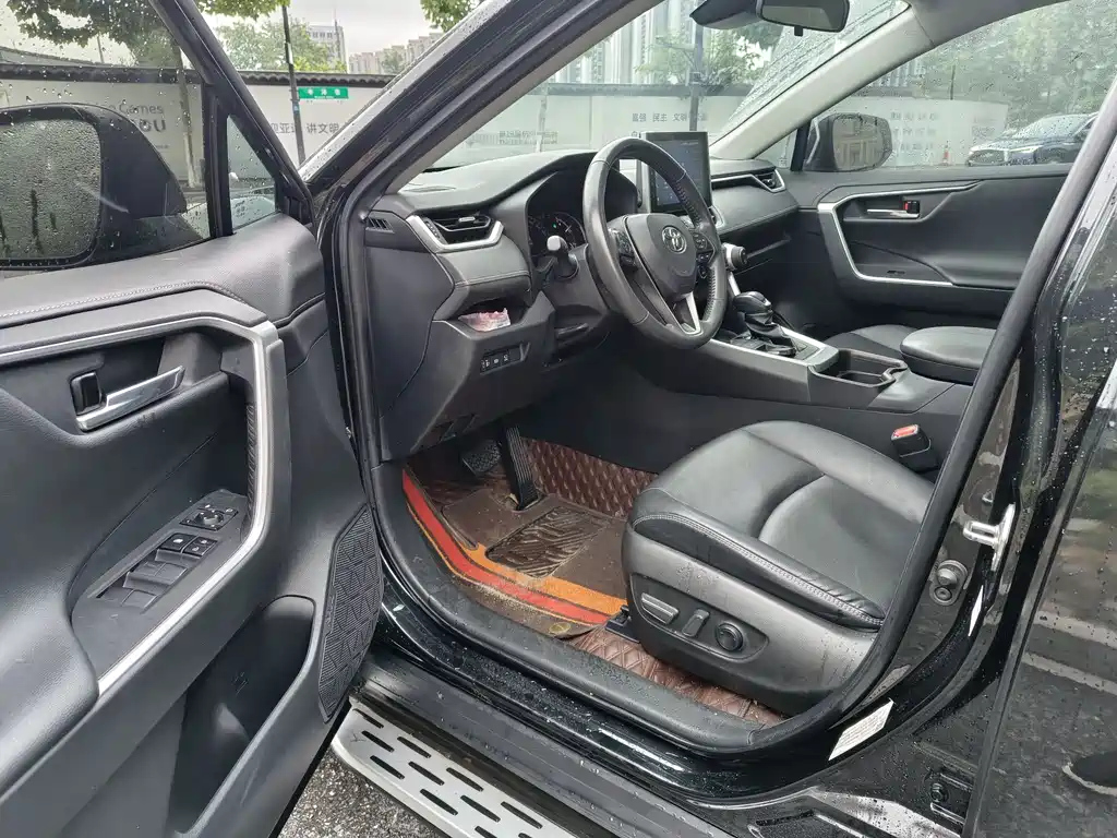 TOYOTA RAV4 RONGFANG 2022