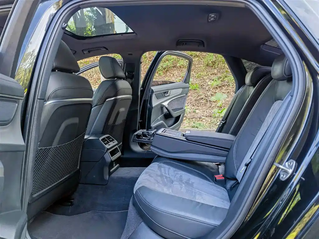 AUDI A6L 2020