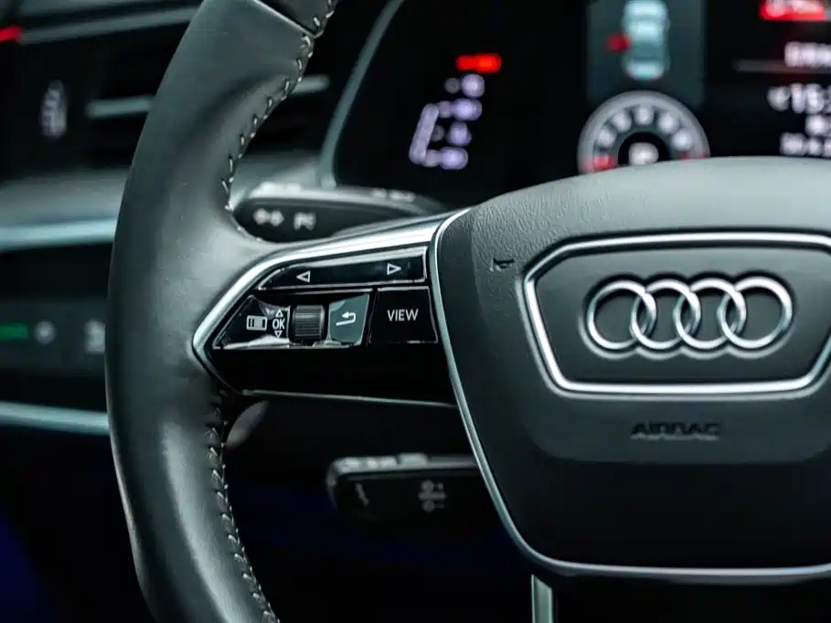 AUDI A6L 2022