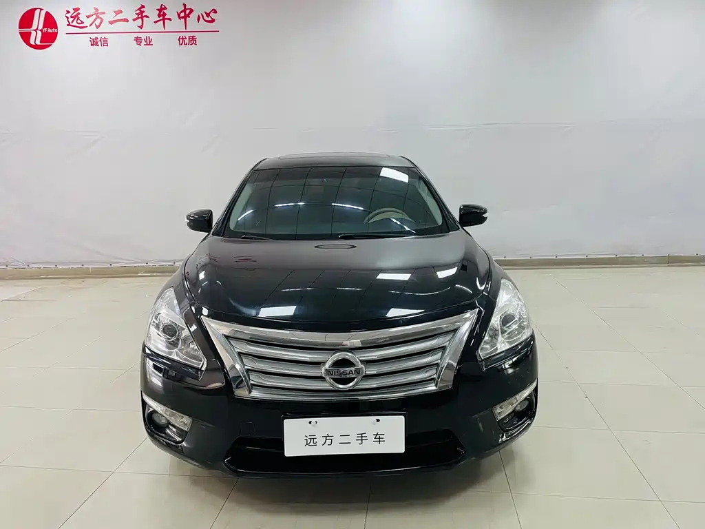 NISSAN TEANA 2015