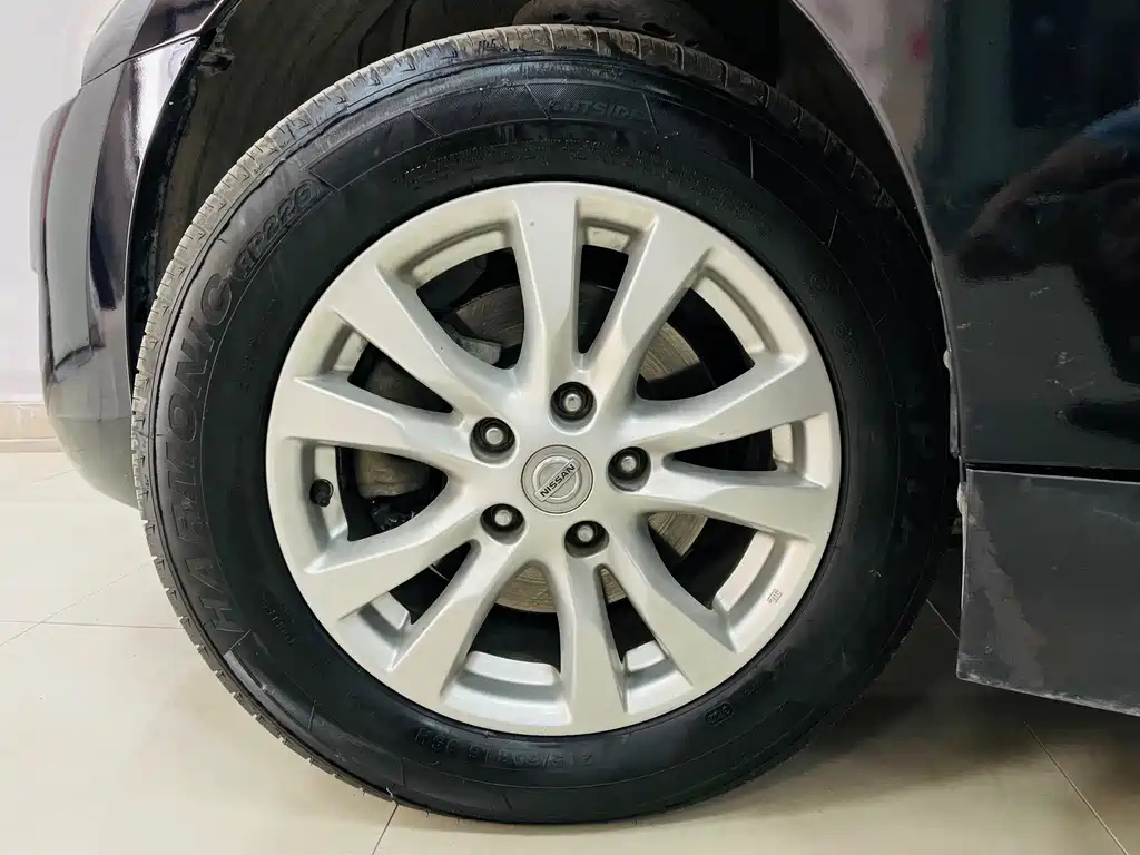 NISSAN TEANA 2015