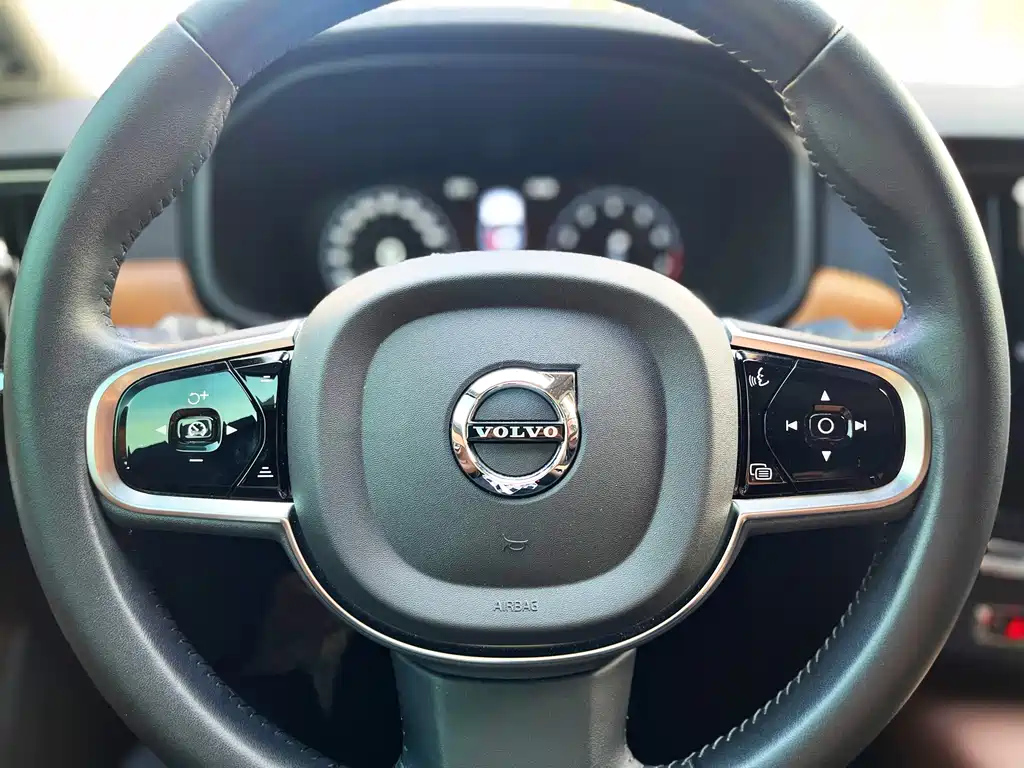 VOLVO S90 2020