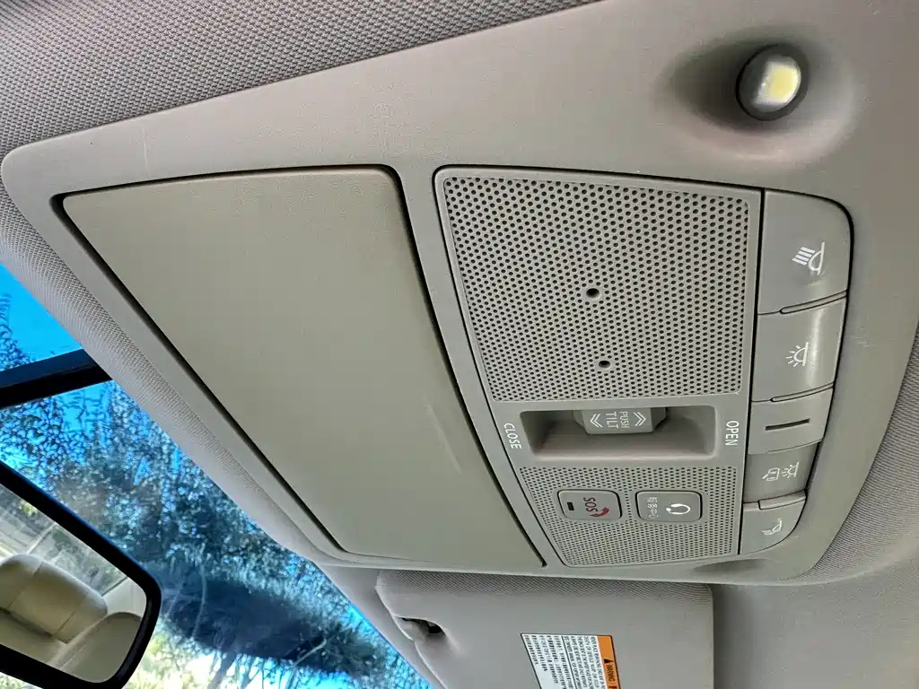 NISSAN TEANA 2012