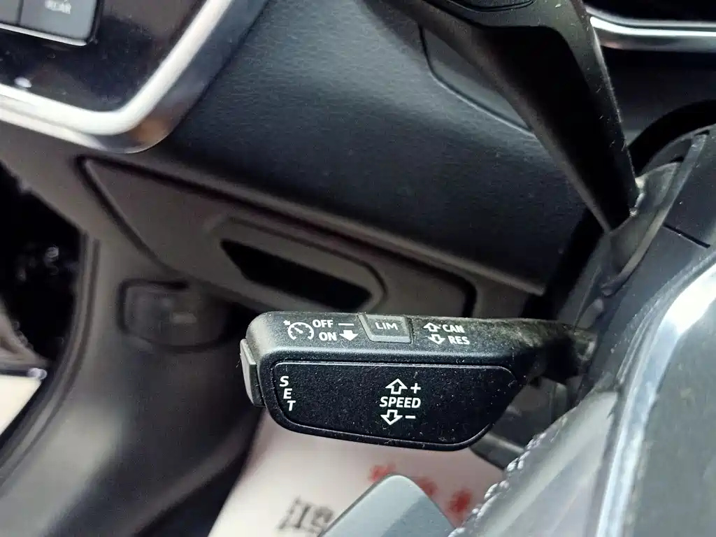 AUDI A6L 2021