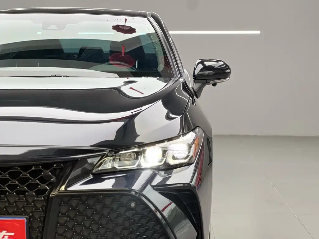 TOYOTA AVALON 2022