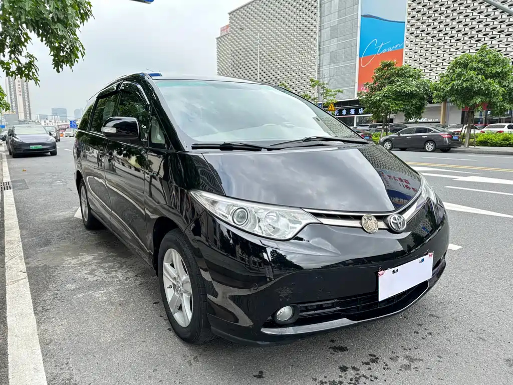 TOYOTA PREVIA 2009