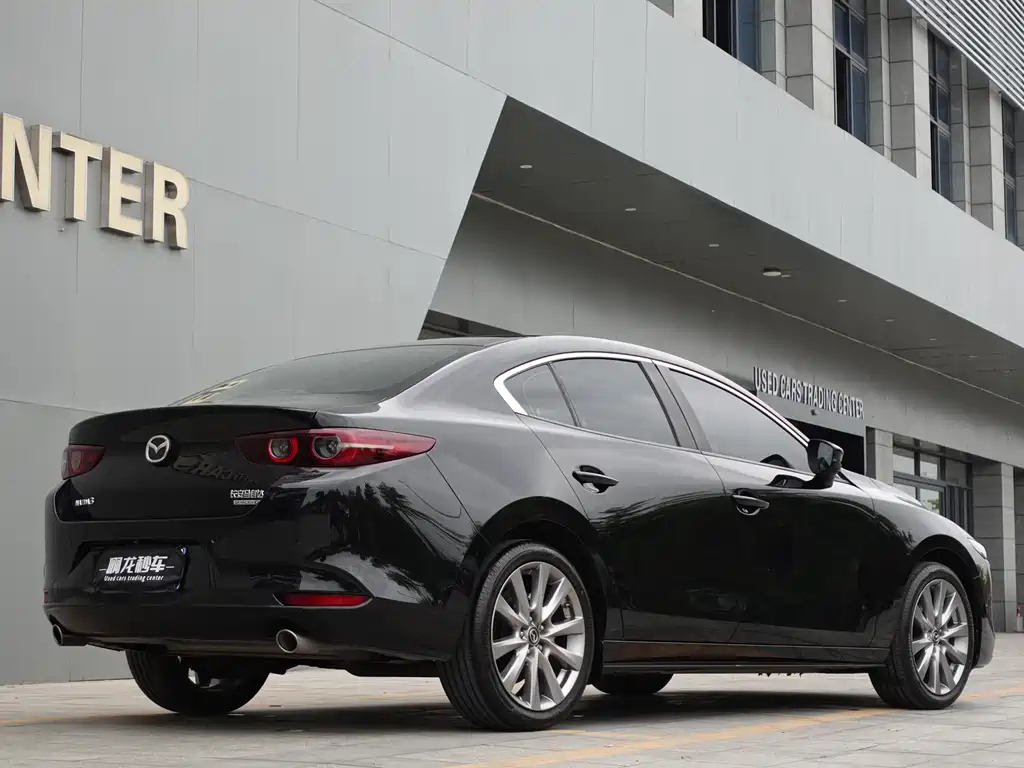 MAZDA 3 AXELA 2021