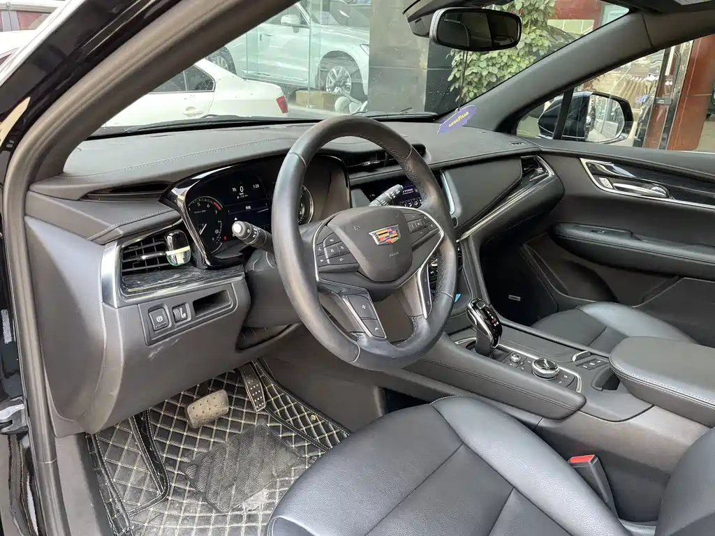 CADILLAC XT5 2022
