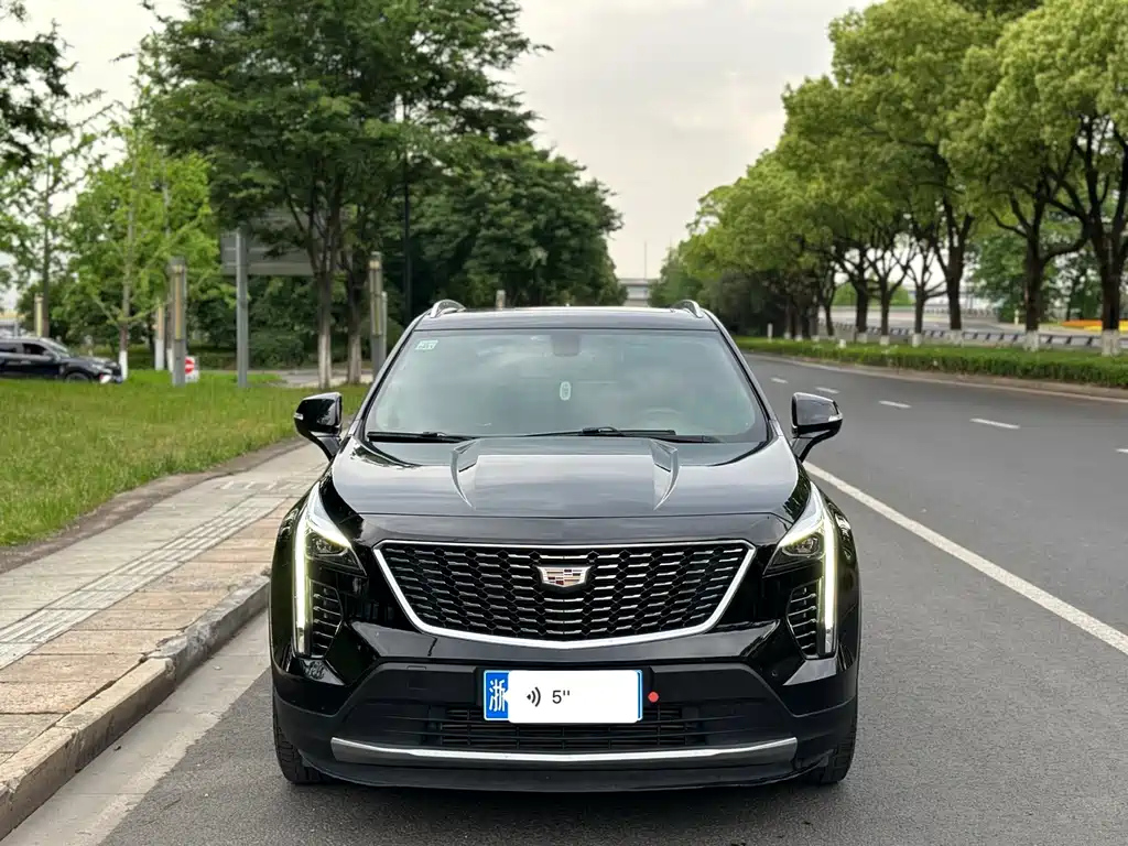 CADILLAC XT4 2021