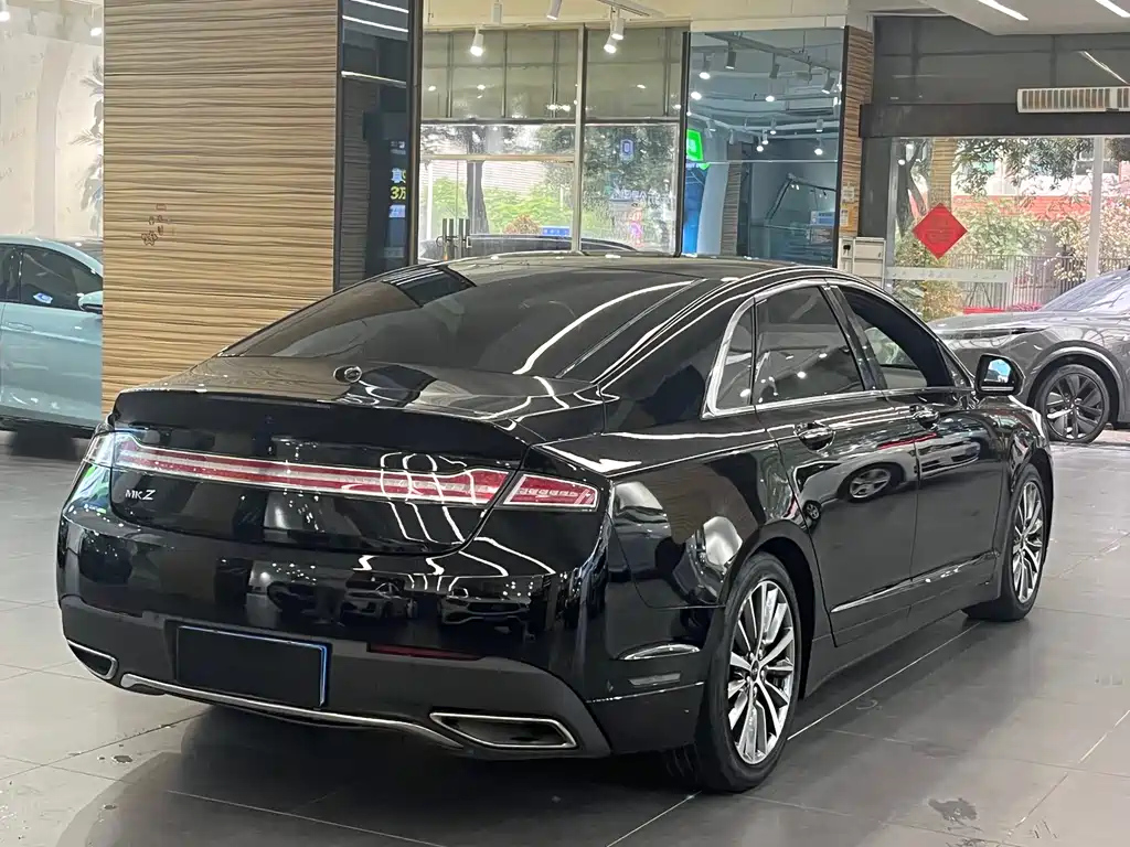 LINCOLN MKZ 2019