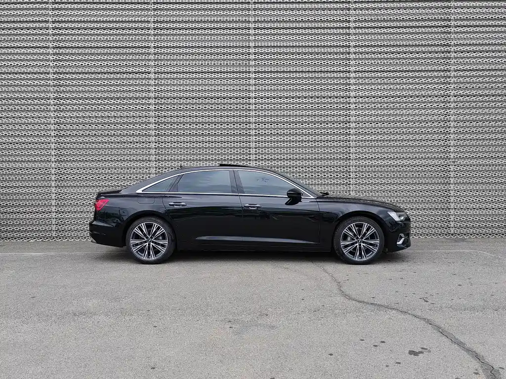 AUDI A6L 2023