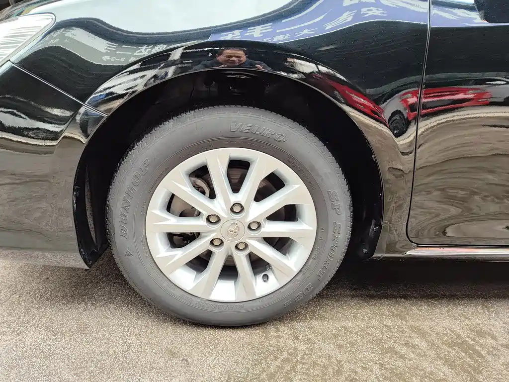 TOYOTA CAMRY 2013