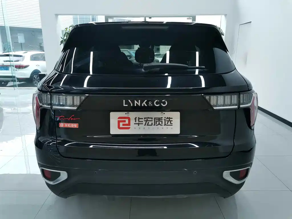 LYNK&CO 01 2019