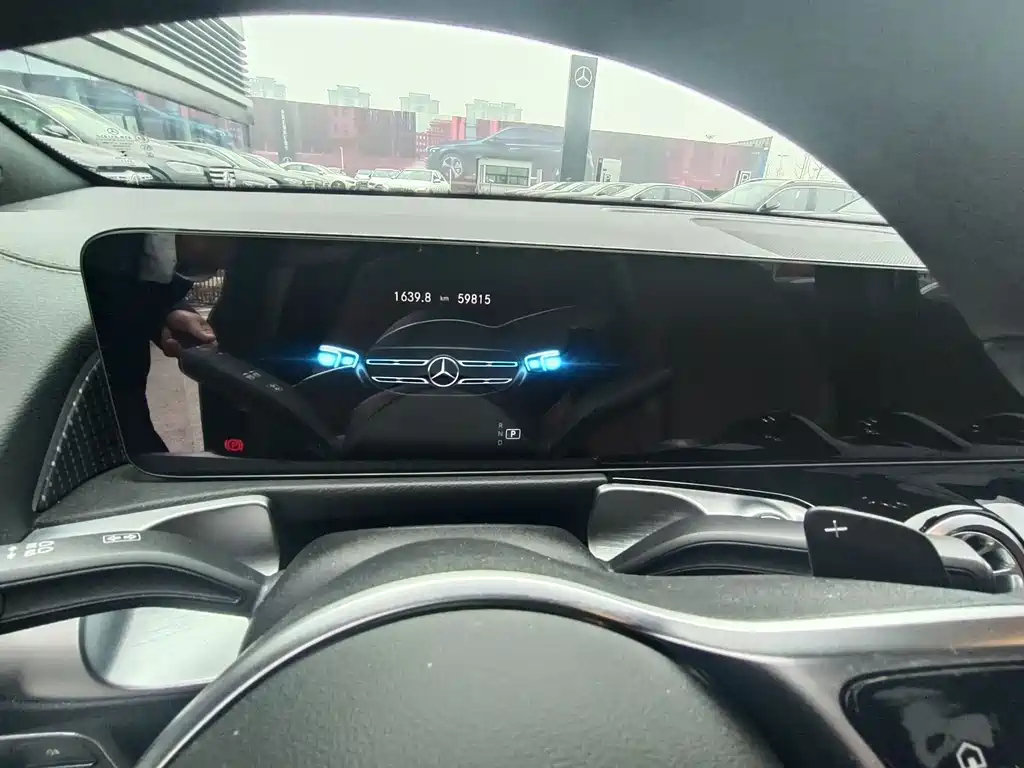MERCEDES BENZ GLB 2022