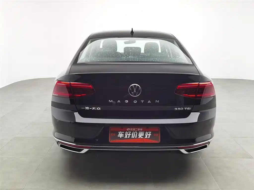 VOLKSWAGEN MAGOTAN 2022