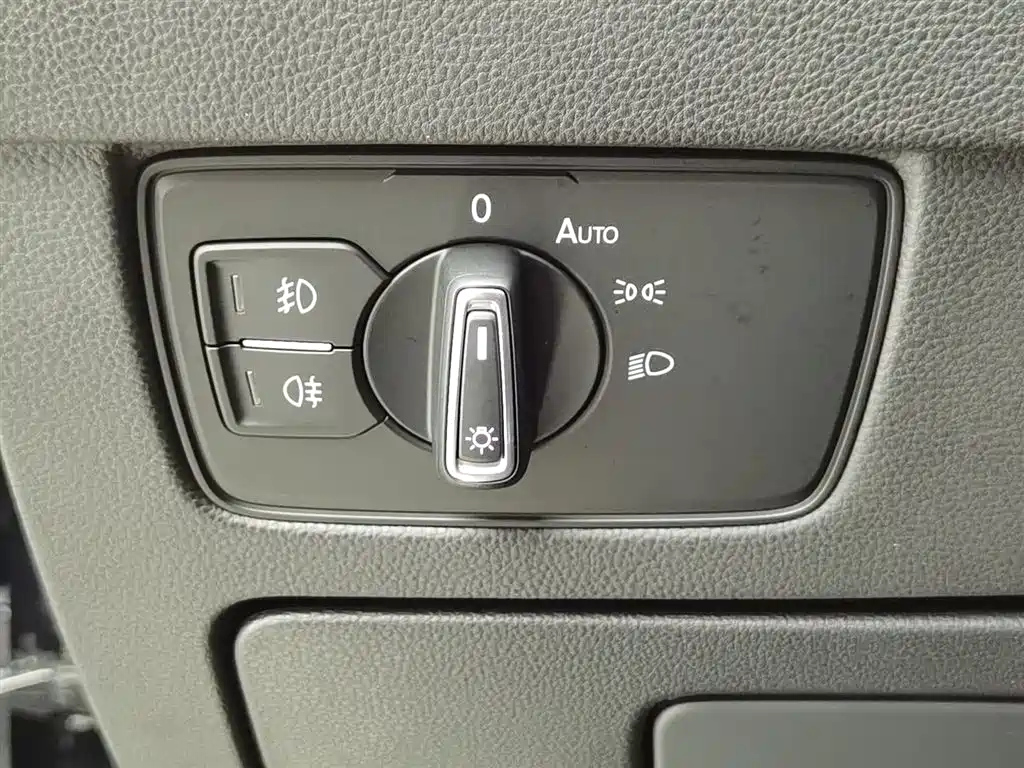 VOLKSWAGEN MAGOTAN 2022
