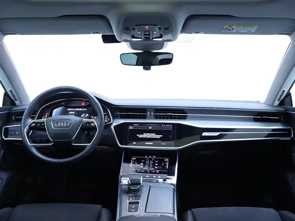 AUDI A7L 2023