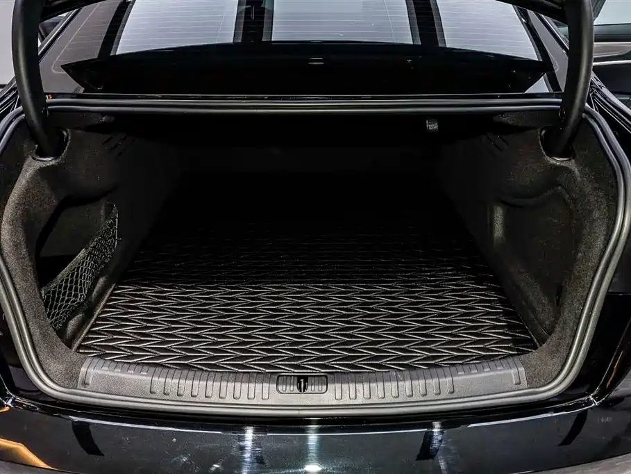 AUDI A6L 2022
