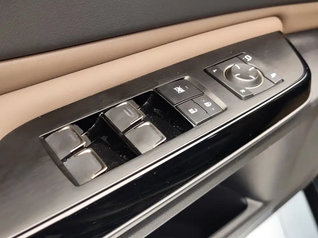 LEXUS ES 2023