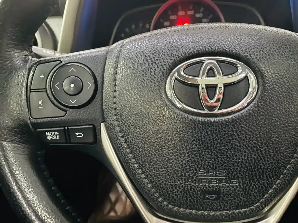 TOYOTA RAV4 RONGFANG 2015