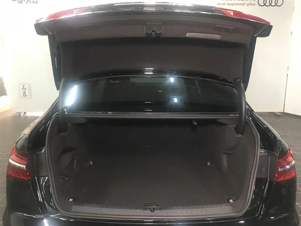 AUDI A6L 2020