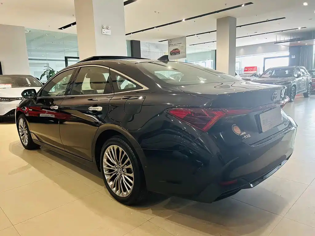 TOYOTA AVALON 2019