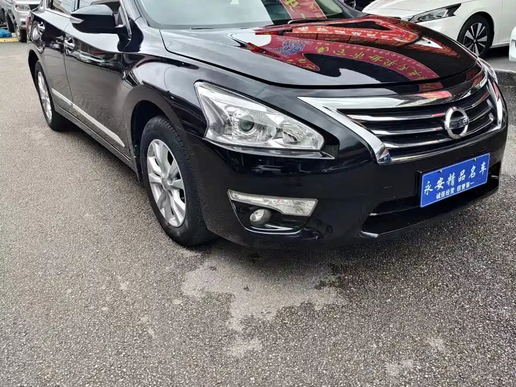 NISSAN TEANA 2016