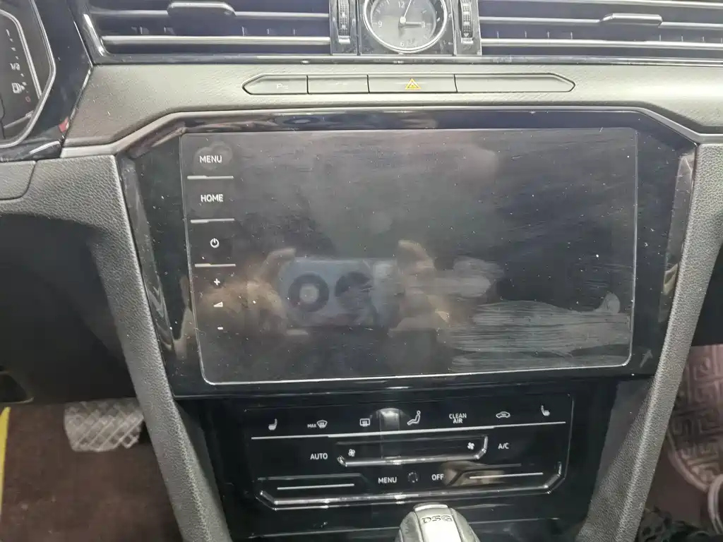 VOLKSWAGEN MAGOTAN 2021