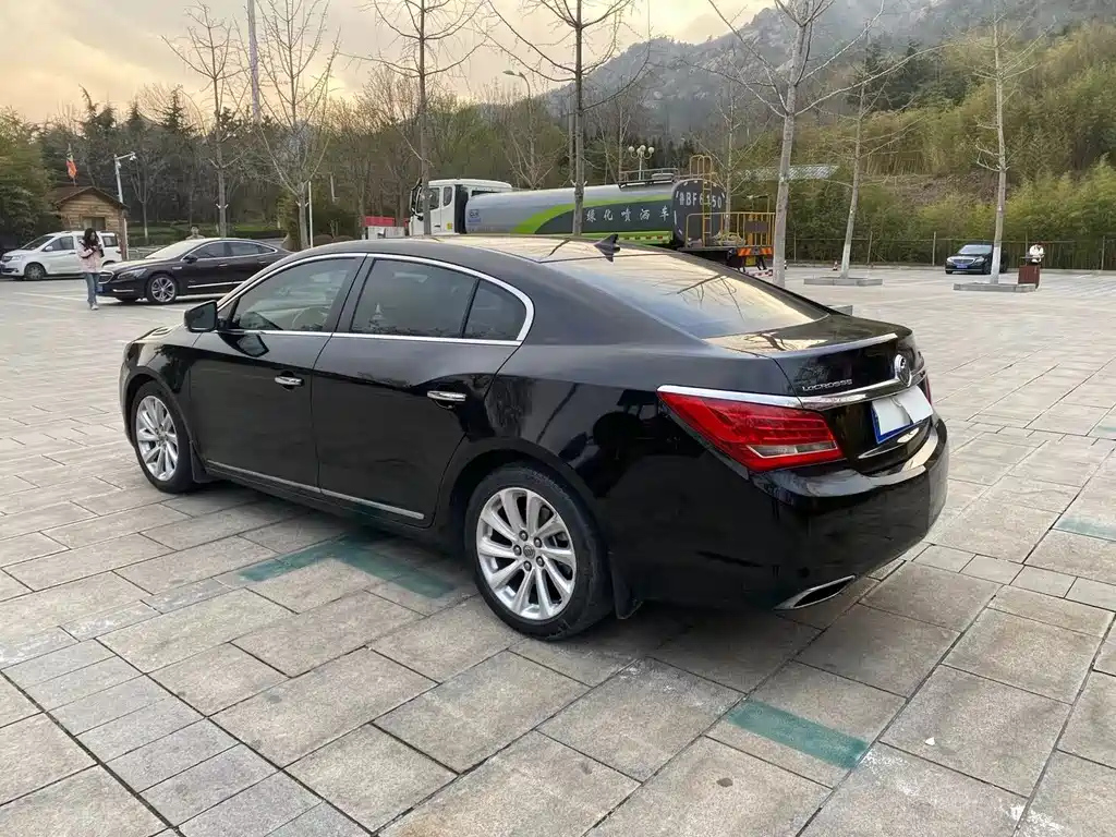 BUICK LACROSSE 2014