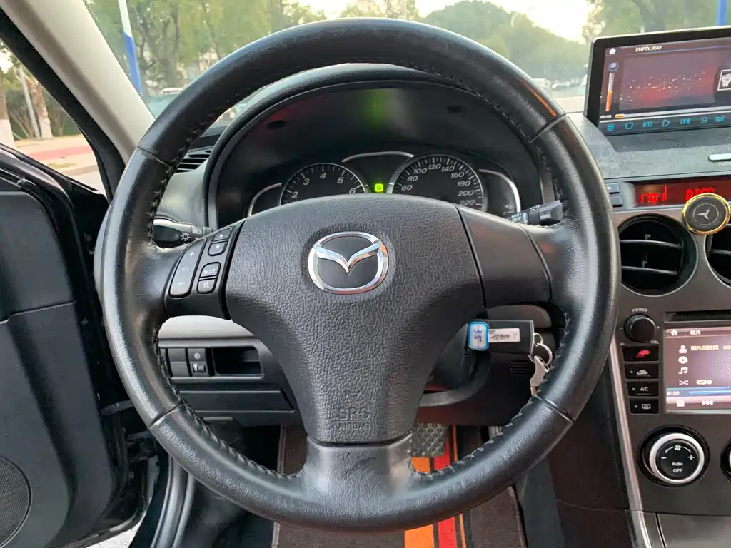 MAZDA 6 2010