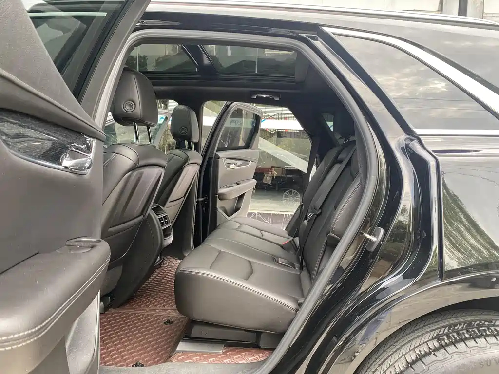 CADILLAC XT5 2022