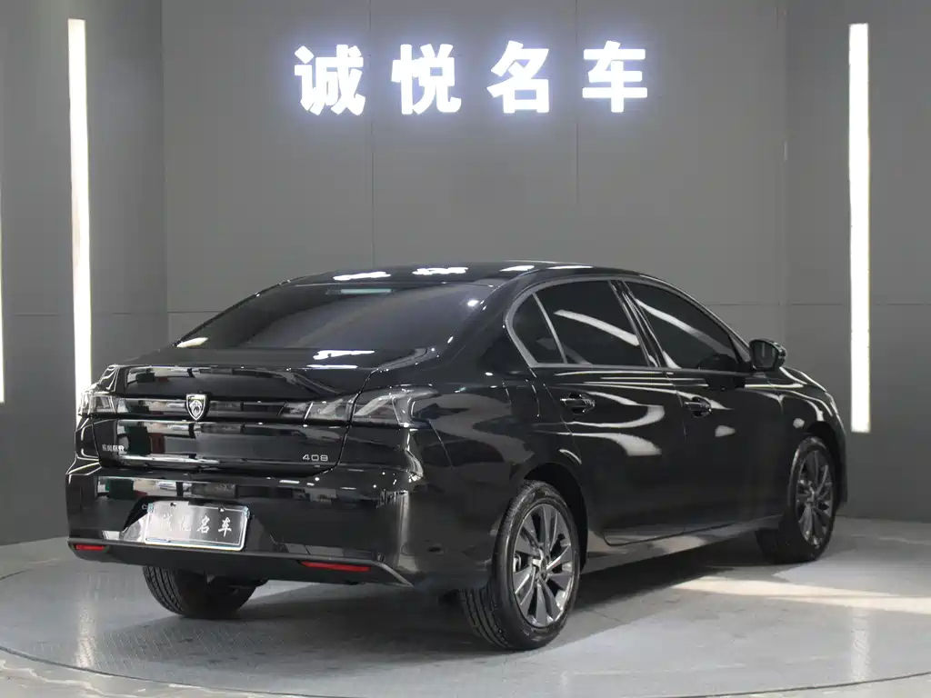 PEUGEOT 408 2024