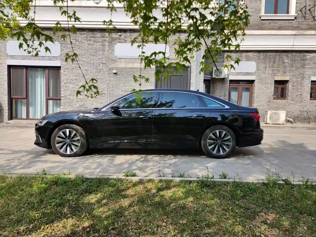 AUDI A6L 2021