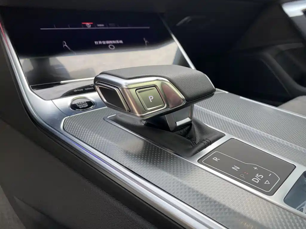 AUDI A6L 2024
