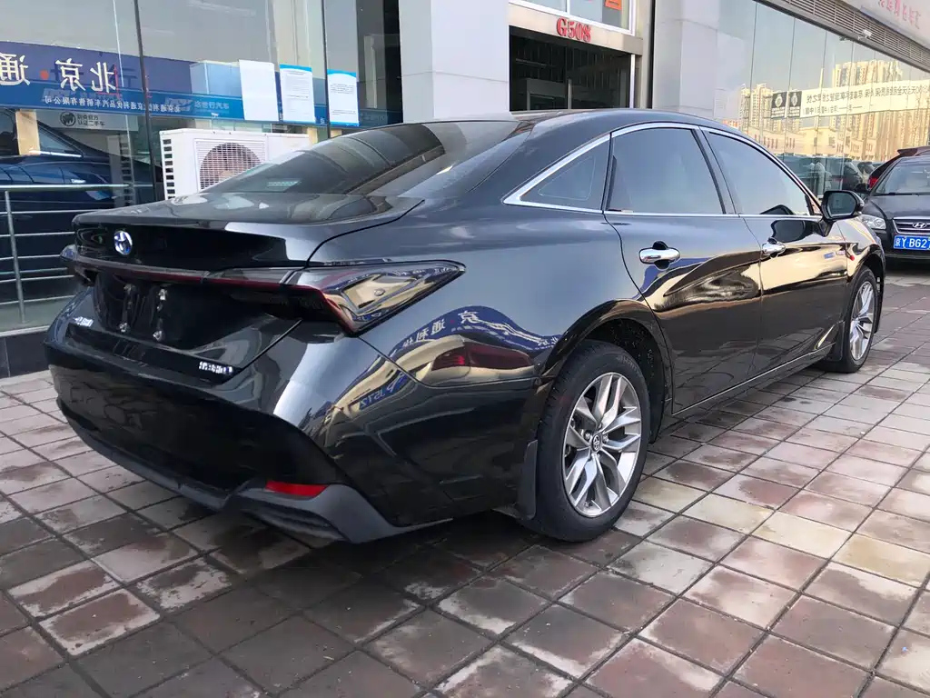 TOYOTA AVALON 2021