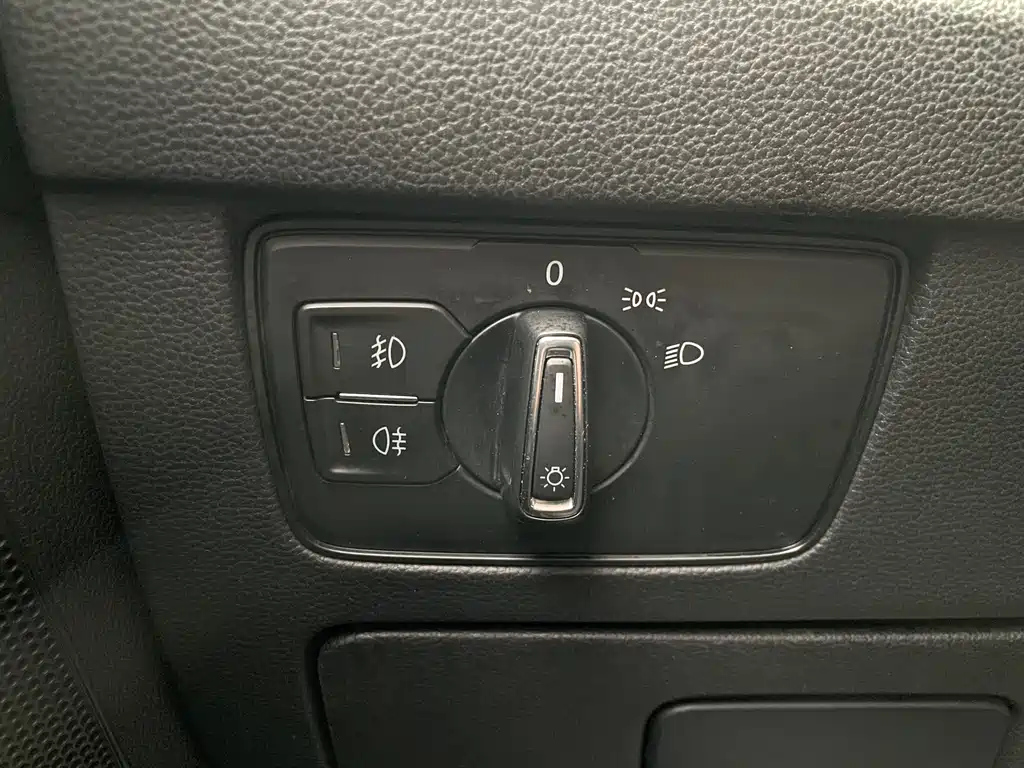VOLKSWAGEN MAGOTAN 2018