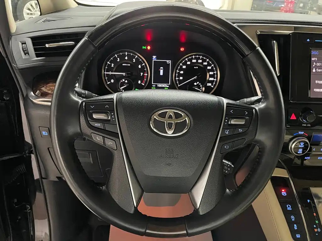 TOYOTA ALPHARD 2018