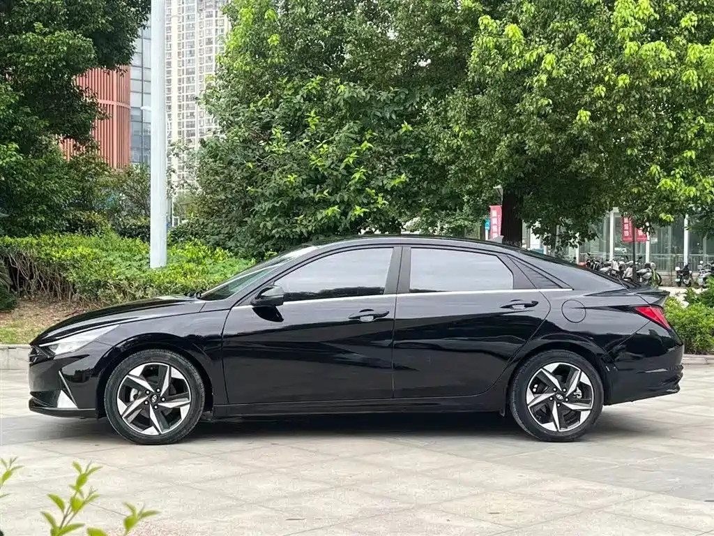 HYUNDAI ELANTRA 2020