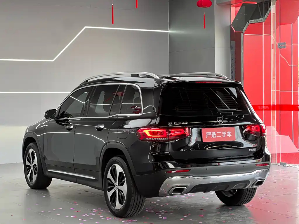 MERCEDES BENZ GLB 2022
