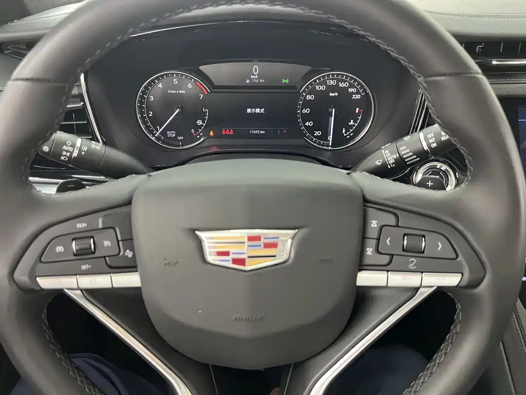 CADILLAC XT6 2023