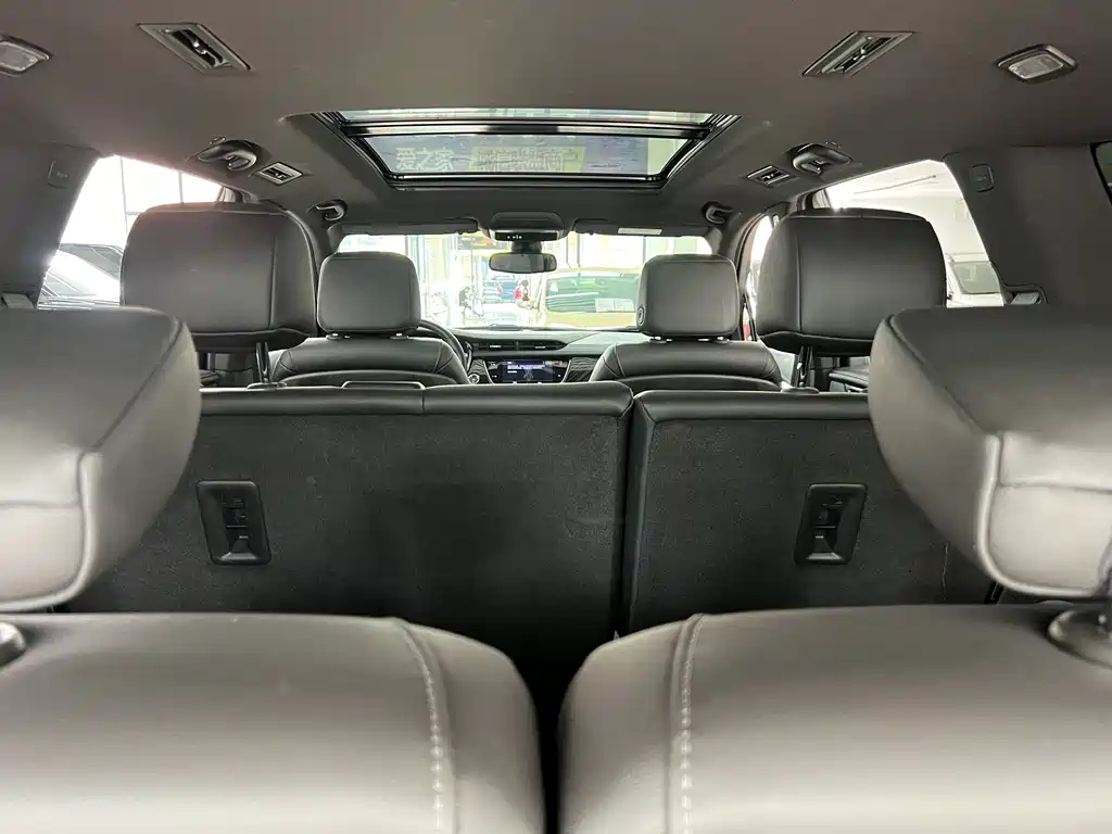 CADILLAC XT6 2023