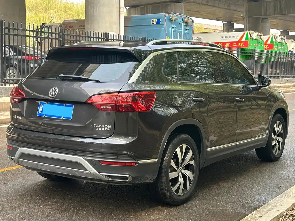 VOLKSWAGEN TAYRON 2019