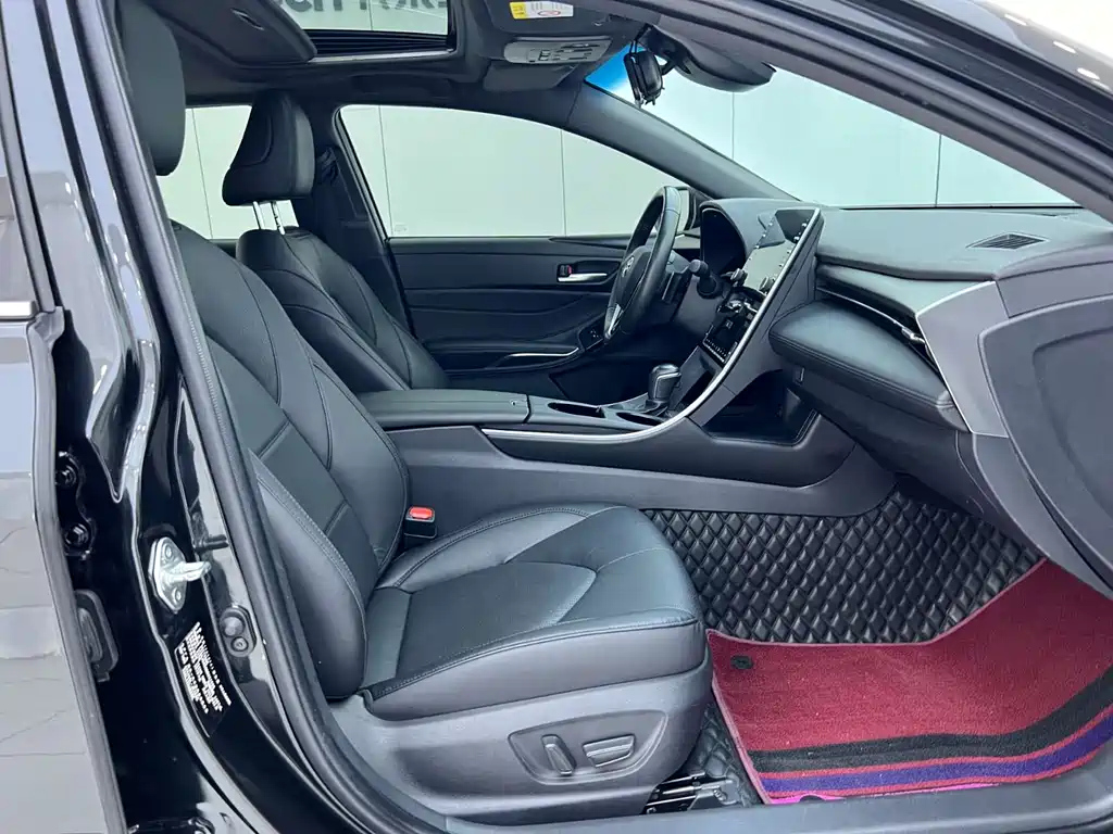 TOYOTA AVALON 2022