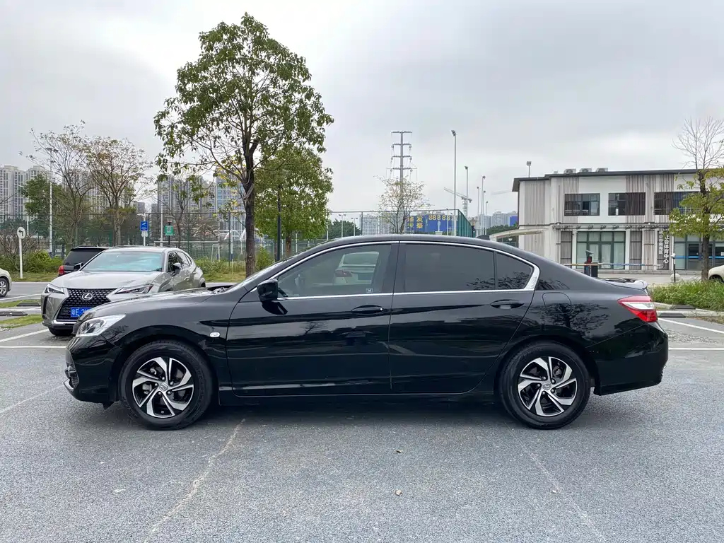 HONDA ACCORD 2017