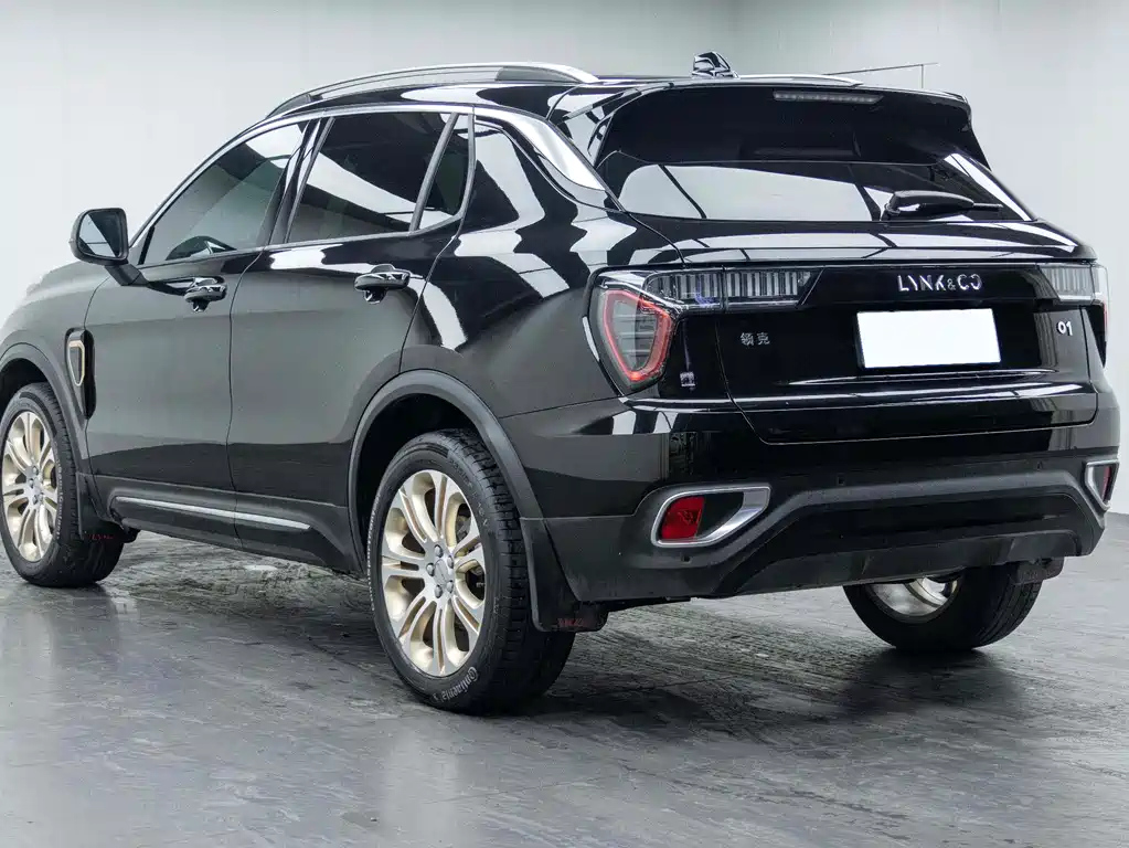 LYNK&CO 01 2019