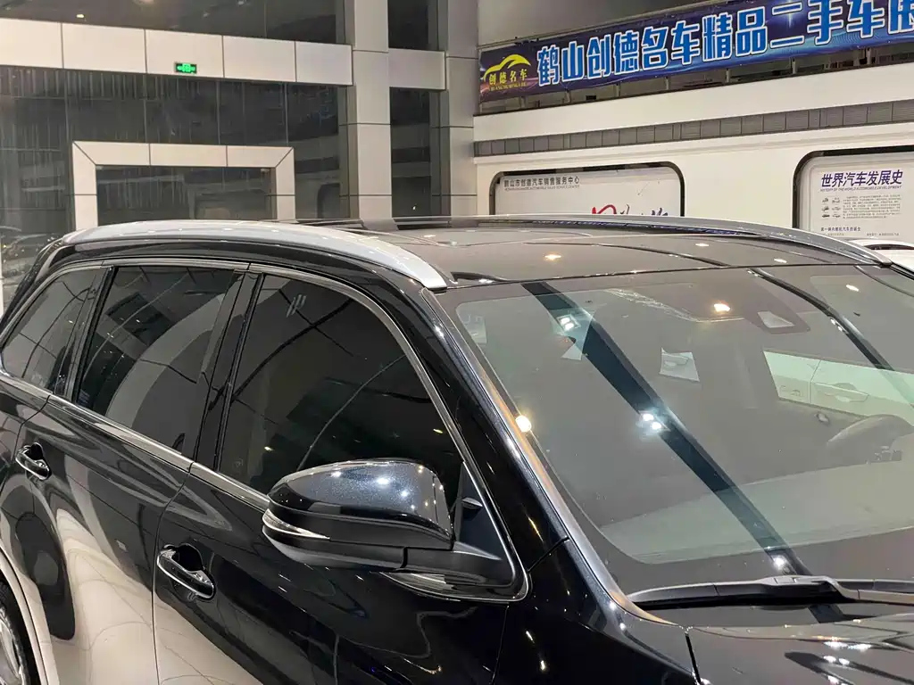TOYOTA HIGHLANDER 2019